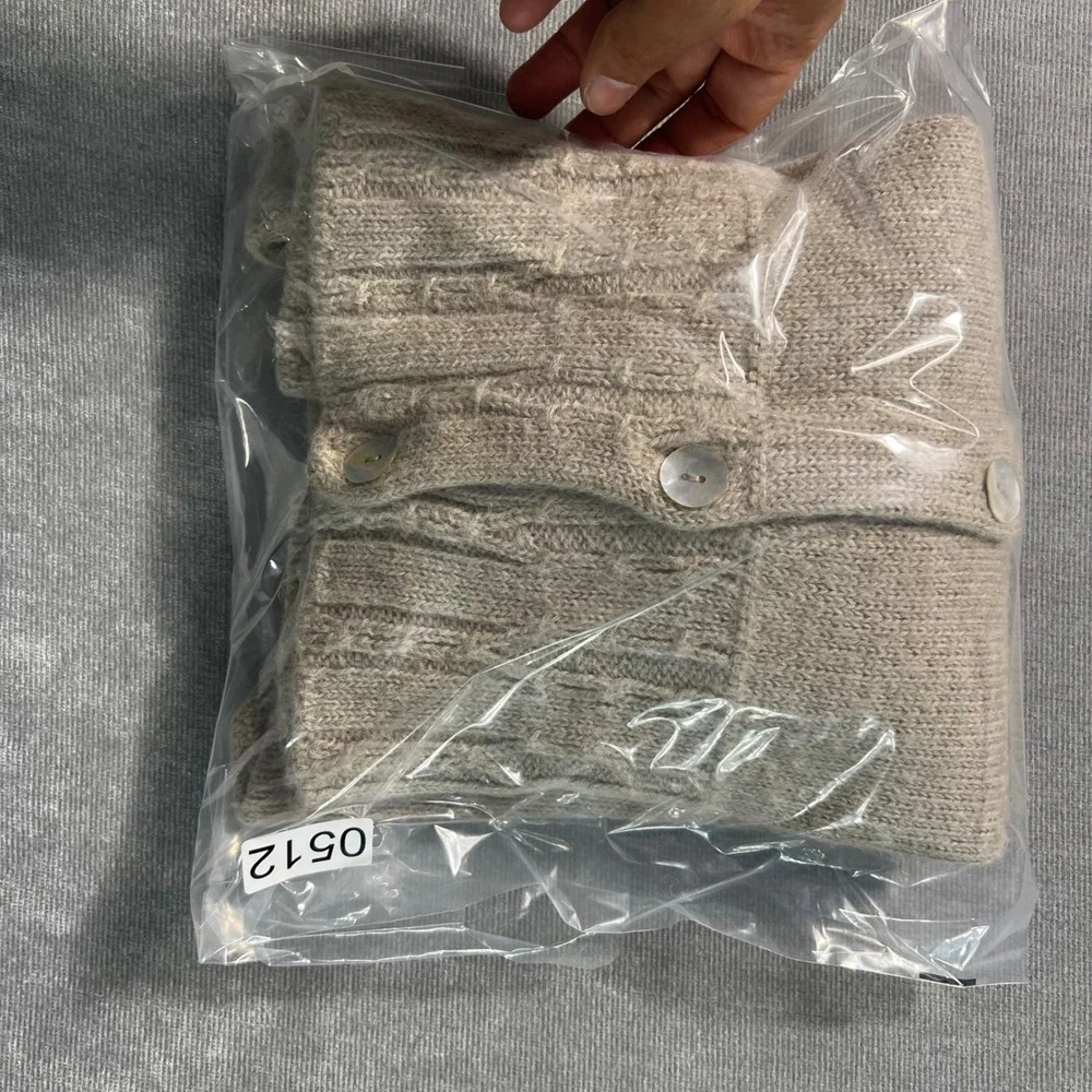 Alpaca 111 Baby Alpaca Wool Cardigan Sweater Beige Cable Knit Womens Large READ* - Picture 6 of 6